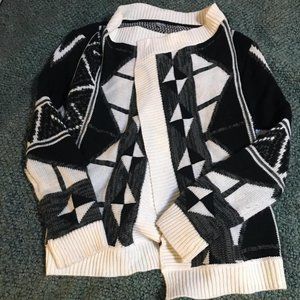 Charlotte Russe Women XL black and white knitted sweater